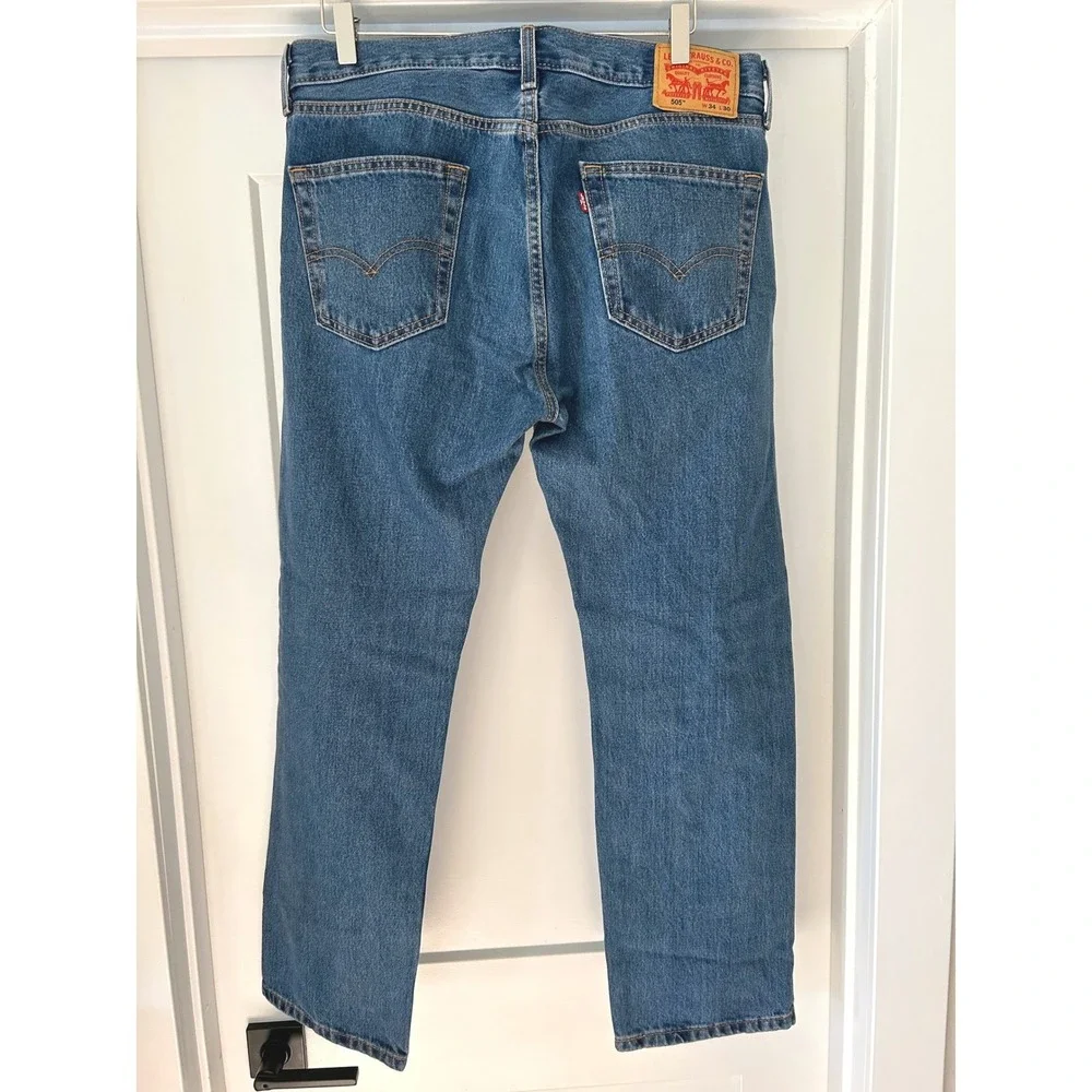Levis 505 Regular Fit Straight Leg Jeans Medium Wash Blue Men 34x30 Rugged Denim